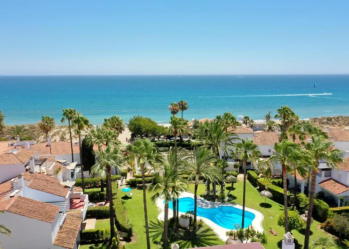 1176 Front 2 Pools Bahia *